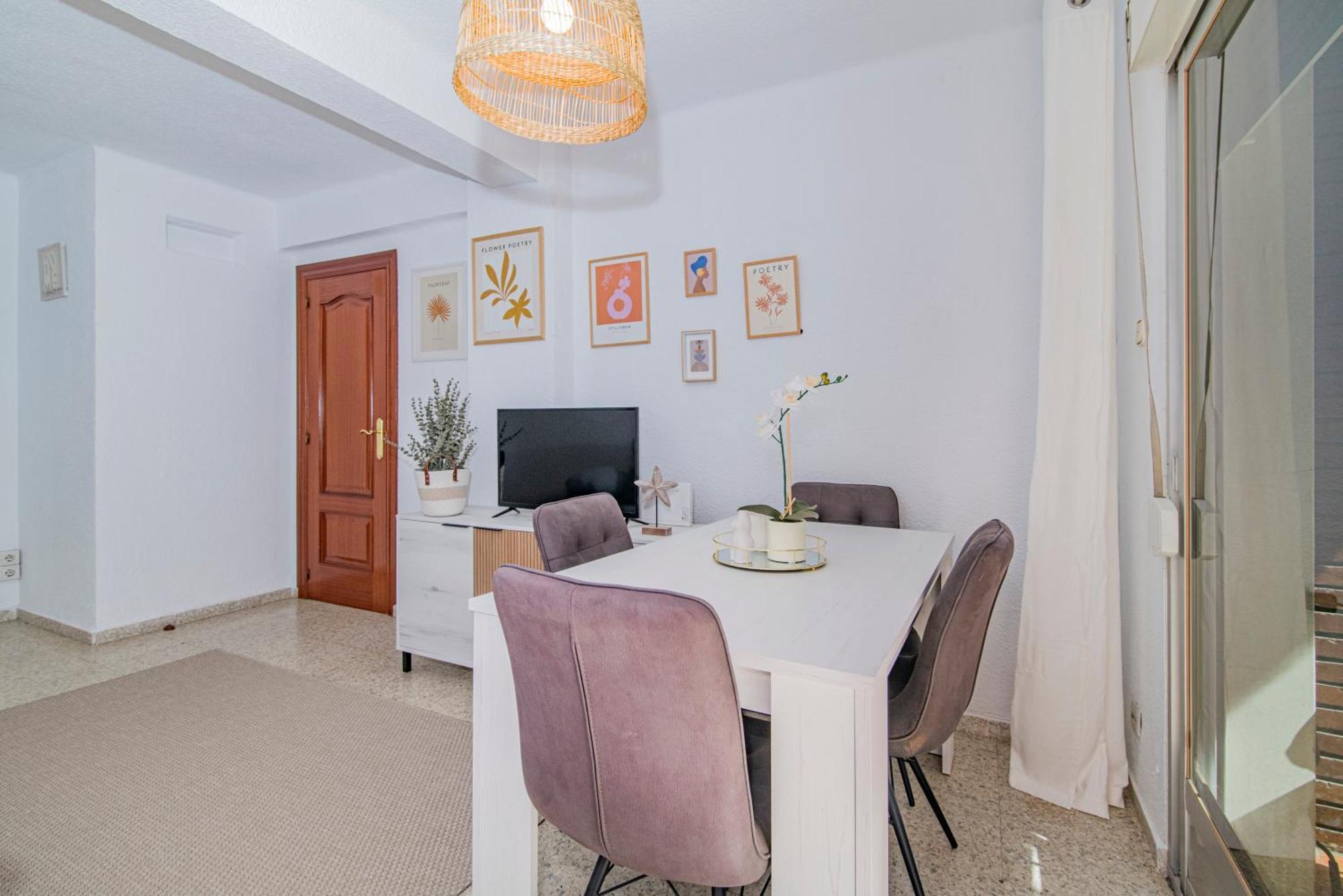 Delfin Retreat Con Terraza Junto A Parada De Metro Granada Dış mekan fotoğraf